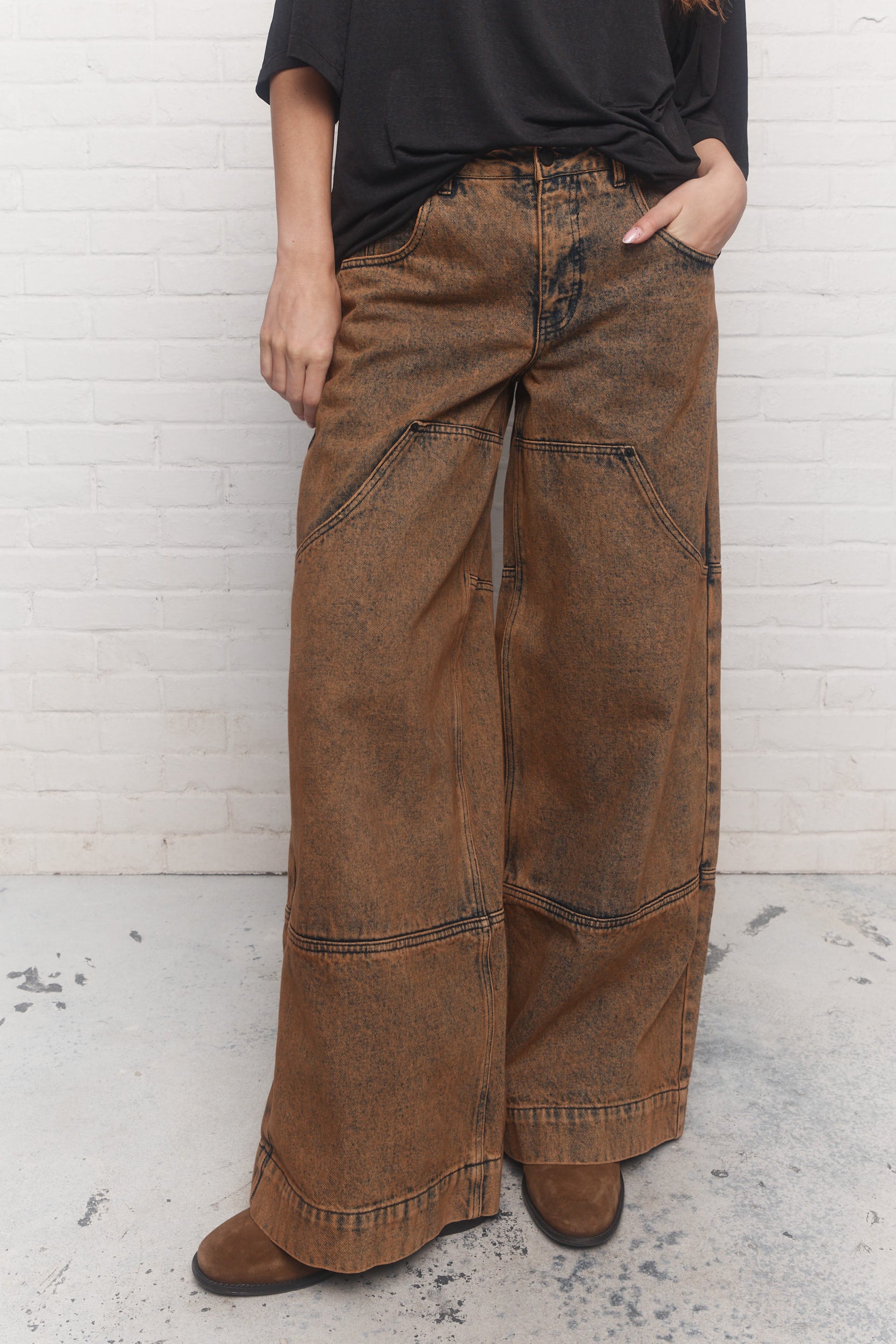 Belleza | Jeans ample brun délavé - Image 3