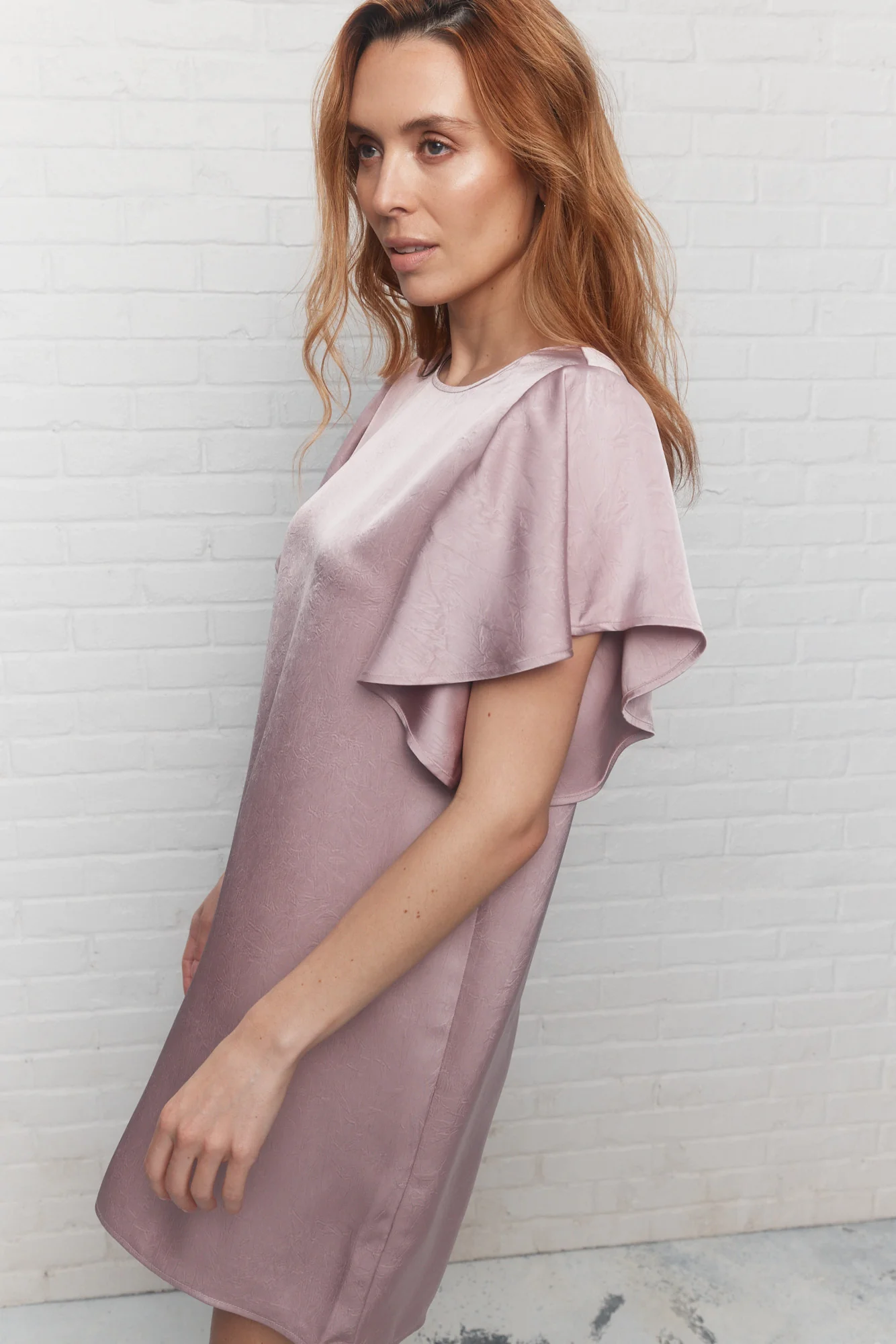 Benette | Robe rose satinée - Image 5