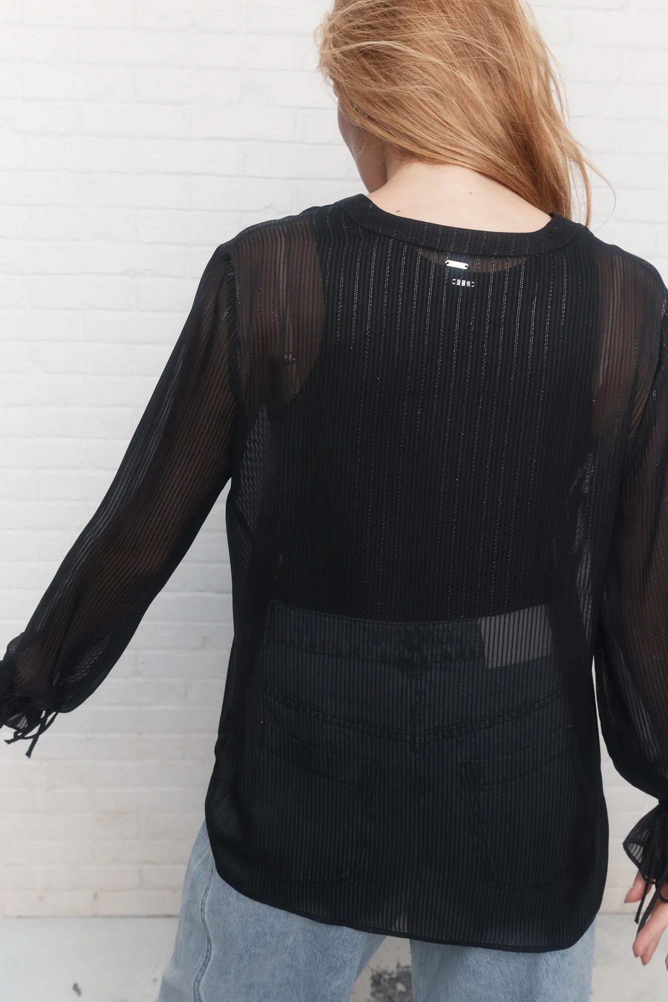 Bianca | Blouse noire métallique - Image 6