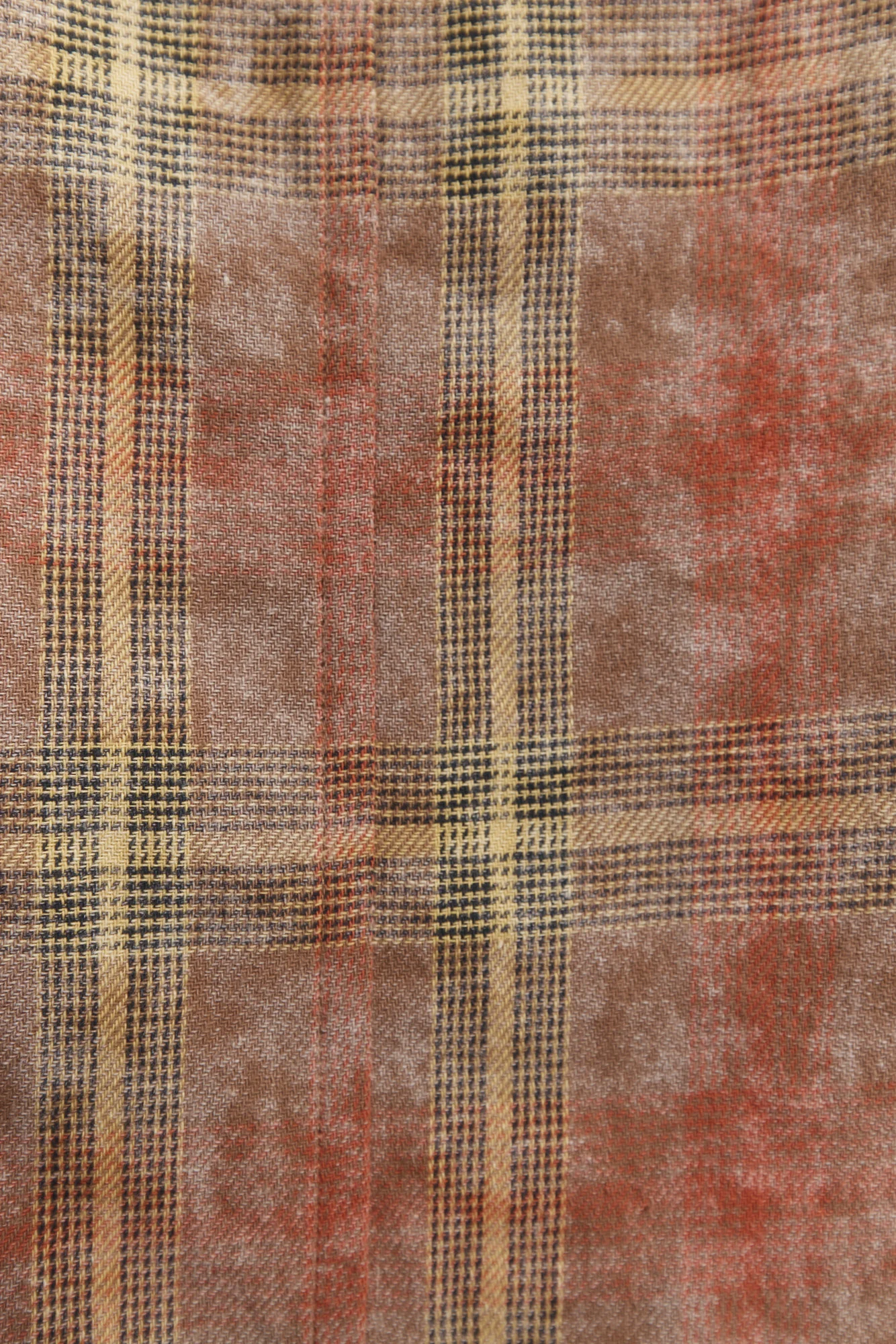 Britta | Chemise écourtée à carreaux - Image 13