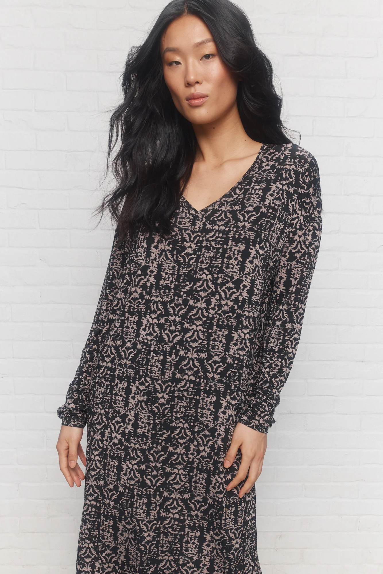 Cody | Robe midi noire et beige - Image 3