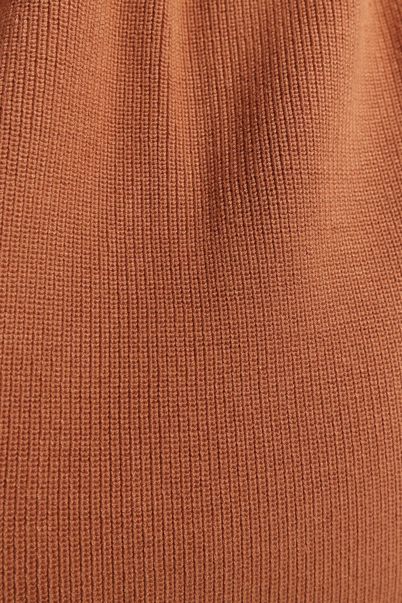Hadassa | La camisole pêche foncé en tricot - Image 6
