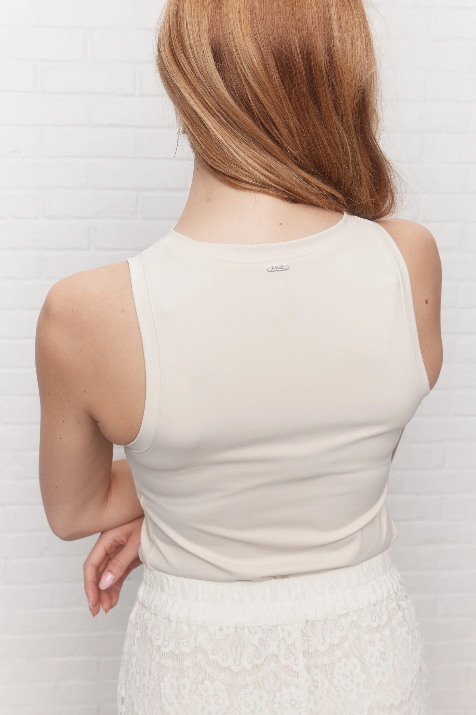 Louisa | Camisole crème à col rond - Image 6