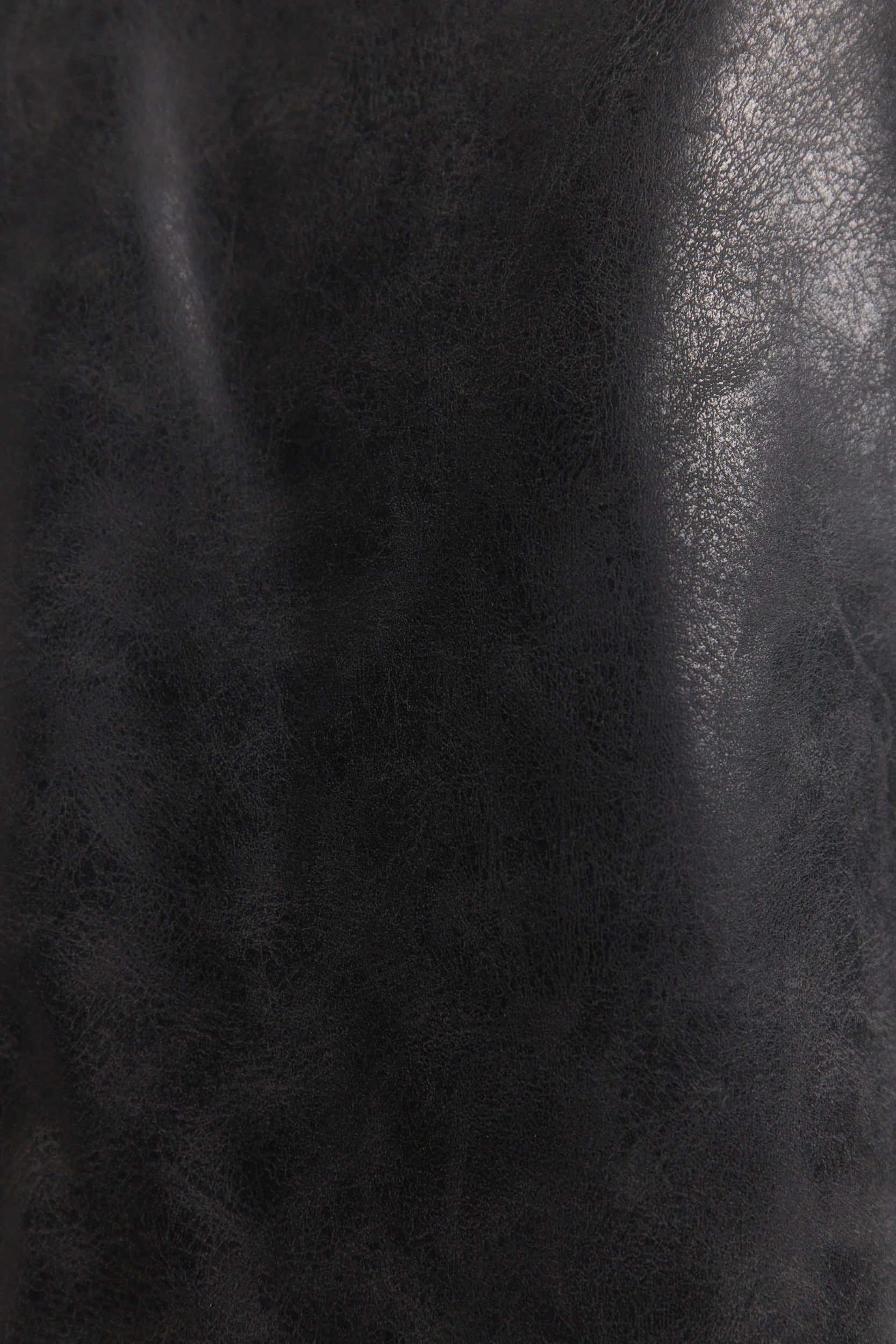 Pacino | Veste sans manches en similicuir noir usé - Image 7