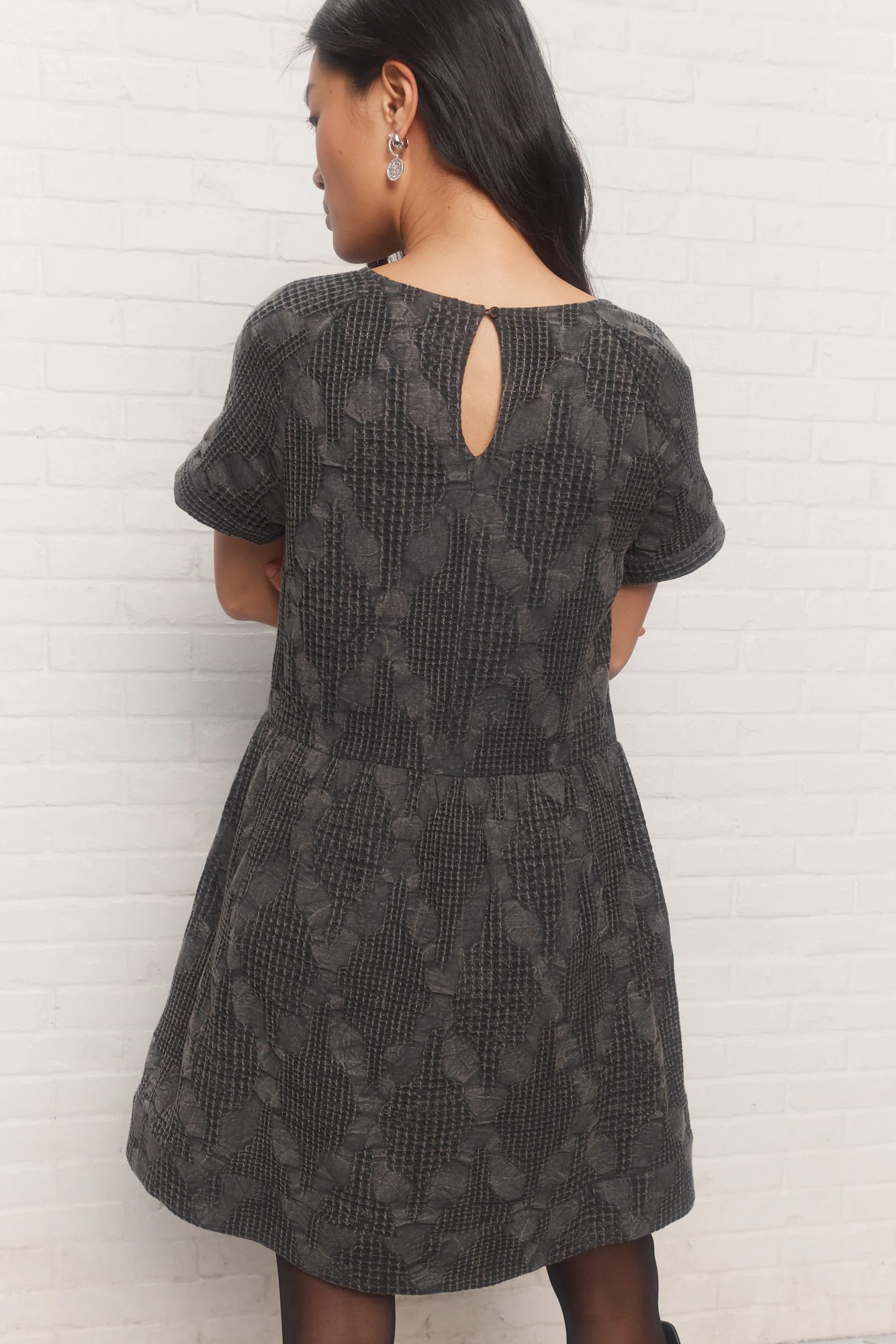 Paola | Robe courte noire - Image 6