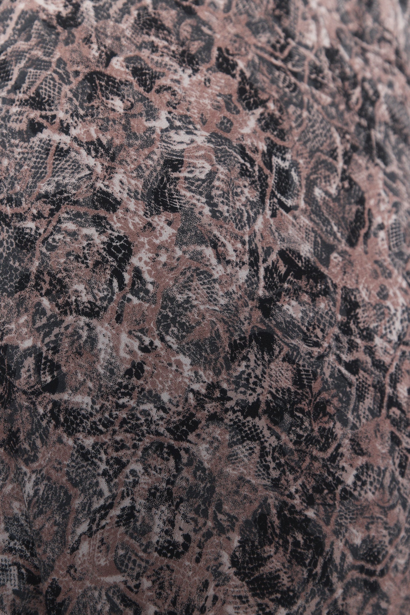 Peony | Robe imprimé serpent - Image 11