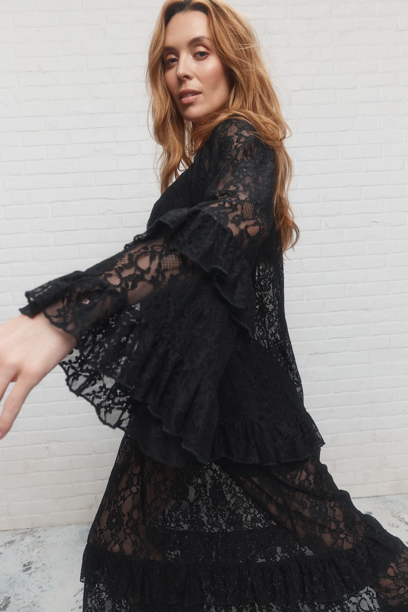 Skyler | Robe noire en dentelle - Image 4
