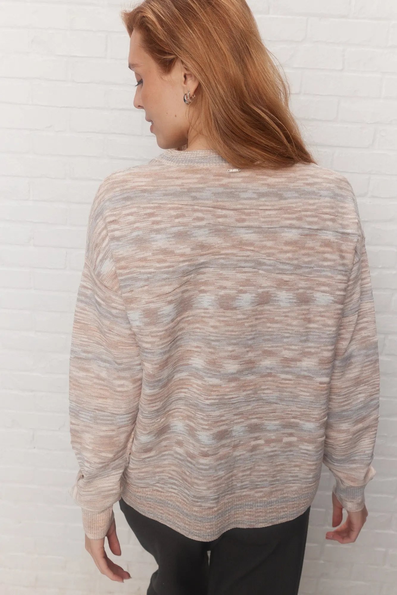 Velvet | Chandail beige à motif abstrait - Image 6